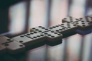 dominoes