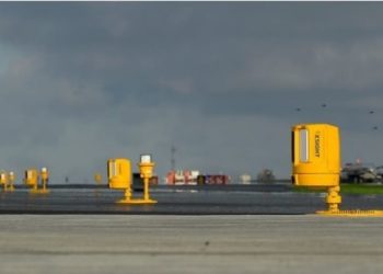 Xsight Systems’ sensors deployed along the runway (PRNewsfoto/Xsight Systems Ltd.)