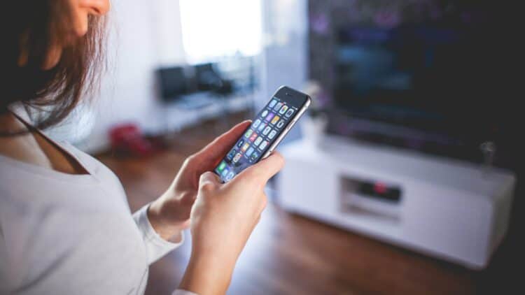 Photo by picjumbo.com: https://www.pexels.com/photo/woman-wearing-white-v-neck-shirt-using-space-gray-iphone-6-225232/