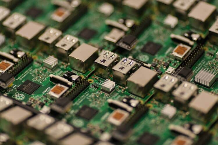 Photo by Craig Dennis: https://www.pexels.com/photo/green-and-grey-circuit-board-57007/