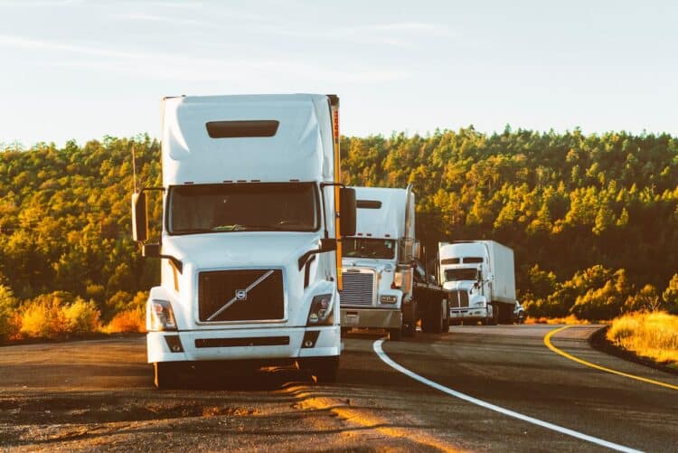 Photo by Quintin Gellar: https://www.pexels.com/photo/white-volvo-semi-truck-on-side-of-road-2199293/