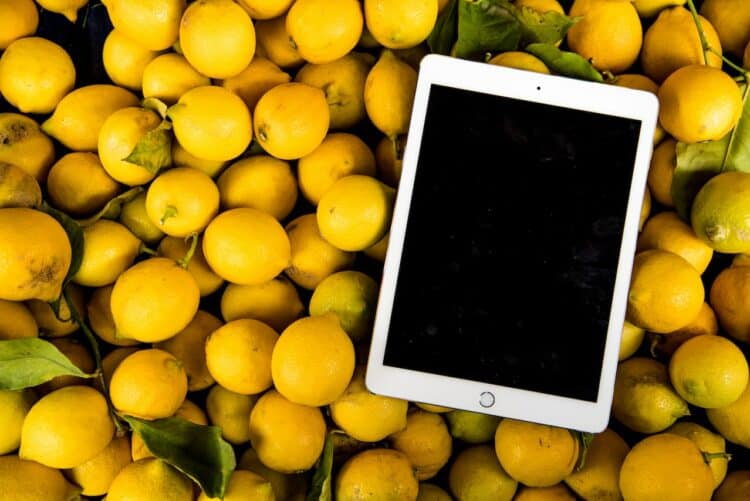Photo by Sotiris Gkolias: https://www.pexels.com/photo/photo-of-ipad-on-pile-of-lemons-927805/
