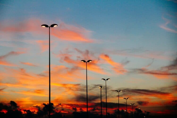 Photo by Francesco Ungaro: https://www.pexels.com/photo/photo-of-street-lamps-during-dawn-1671001/