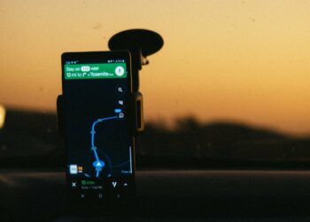 Photo by Athena: https://www.pexels.com/photo/smartphone-displaying-gps-map-on-holder-inside-car-2996306/