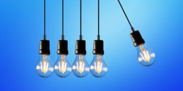 Photo by Rodolfo Clix: https://www.pexels.com/photo/five-bulb-lights-1036936/