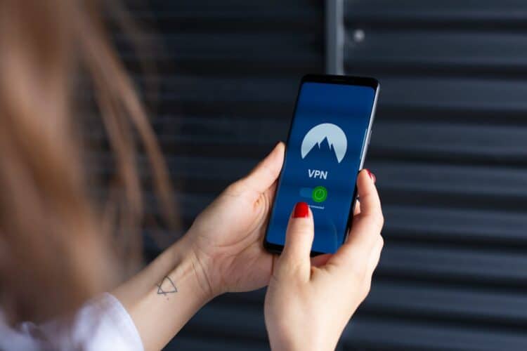 Photo by Stefan Coders: https://www.pexels.com/photo/midnight-black-samsung-galaxy-s9-2048774/