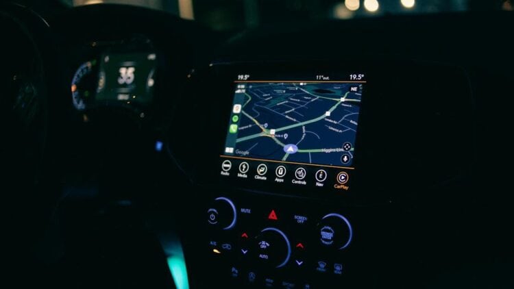 Photo by Erik Mclean: https://www.pexels.com/photo/close-up-on-gps-in-car-9966011/