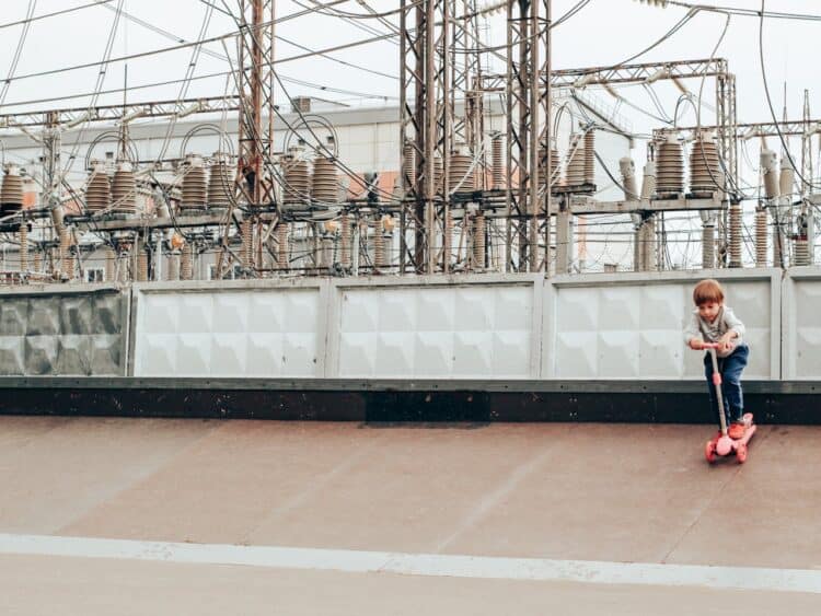 Photo by Lu-jah Ivanova: https://www.pexels.com/photo/little-child-practicing-kick-scooter-near-power-plant-4492503/