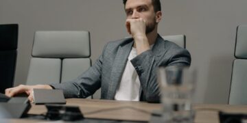 Photo by cottonbro studio: https://www.pexels.com/photo/a-man-in-a-gray-blazer-thinking-6814533/