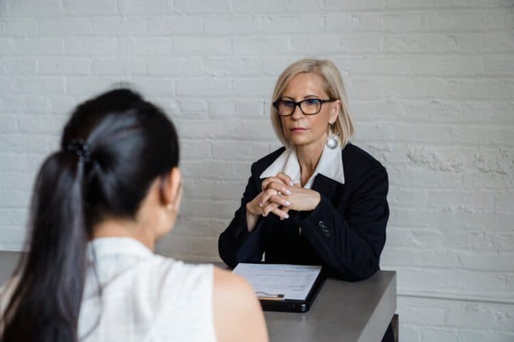 Photo by Timur Weber: https://www.pexels.com/photo/blonde-woman-sitting-with-her-hands-together-8560024/