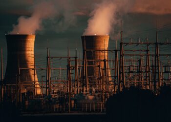 Photo by Kyle  Miller: https://www.pexels.com/photo/view-of-a-nuclear-power-plant-18335700/