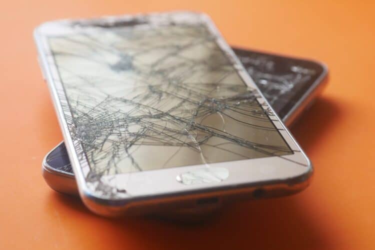 Photo by Towfiqu barbhuiya: https://www.pexels.com/photo/cracked-screen-of-a-smartphone-11921157/
