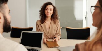 Photo by Edmond Dantès: https://www.pexels.com/photo/woman-in-a-job-interview-4344878/