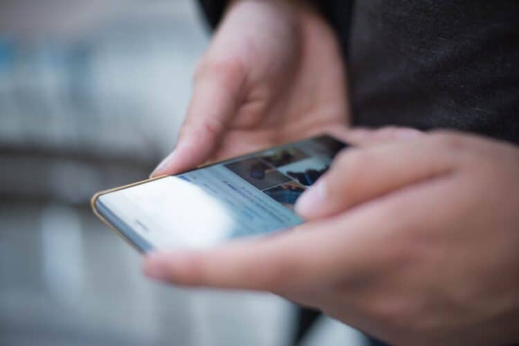 Photo by thomas vanhaecht: https://www.pexels.com/photo/person-using-smartphone-shallow-focus-photography-215367/
