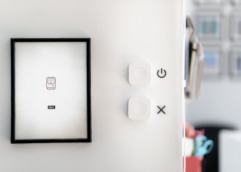 Photo by Jakub Zerdzicki: https://www.pexels.com/photo/smart-home-wall-switch-17005389/