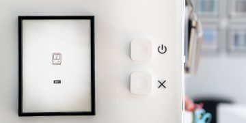 Photo by Jakub Zerdzicki: https://www.pexels.com/photo/smart-home-wall-switch-17005389/