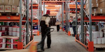 Photo by Tiger Lily: https://www.pexels.com/photo/photo-of-men-working-in-a-warehouse-4483860/