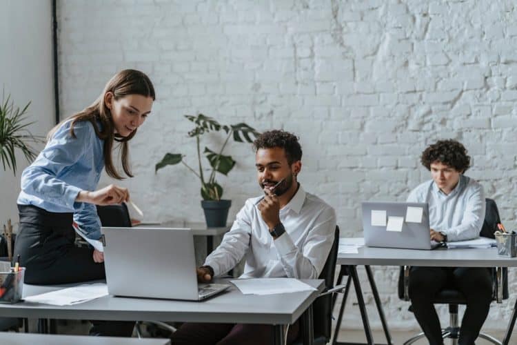 Photo by olia danilevich: https://www.pexels.com/photo/coworkers-sharing-ideas-at-work-5313161/