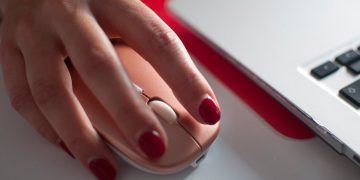 Photo by Roberto Cosentino from Pexels: https://www.pexels.com/photo/close-up-of-woman-hand-on-computer-mouse-14139165/