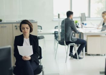 Photo by Vitaly Gariev from Pexels: https://www.pexels.com/photo/professional-office-environment-with-workers-36714209/