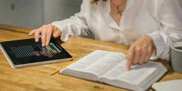 Photo by Tima Miroshnichenko from Pexels: https://www.pexels.com/photo/woman-using-a-tablet-computer-5199817/