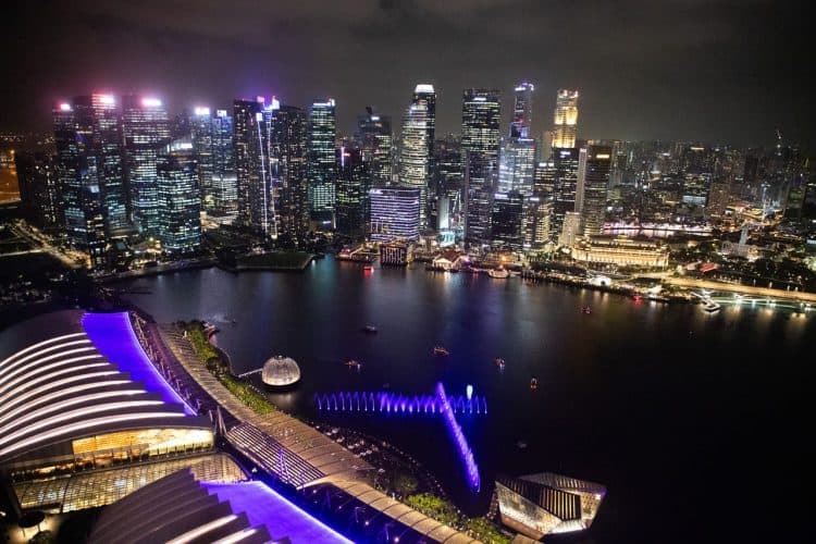 Photo by Bojána Noémi Molnár from Pexels: https://www.pexels.com/photo/stunning-night-view-of-singapore-skyline-35851523/