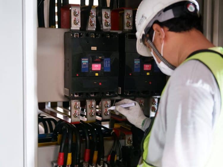 Photo by Annas Zakaria from Pexels: https://www.pexels.com/photo/close-up-photo-of-a-man-checking-a-power-voltage-10871929/