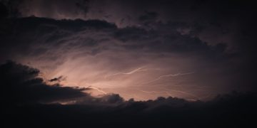 Photo by R.O.Y   from Pexels: https://www.pexels.com/photo/lightening-in-the-sky-16696045/